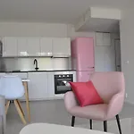 شقة Puistotien Aurinkoinen Kaksio