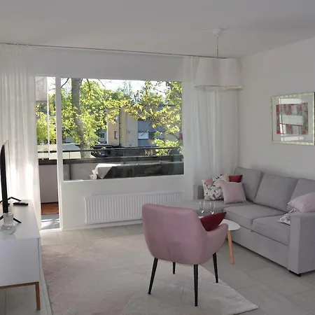 Puistotien Aurinkoinen Kaksio Apartamento Naantali
